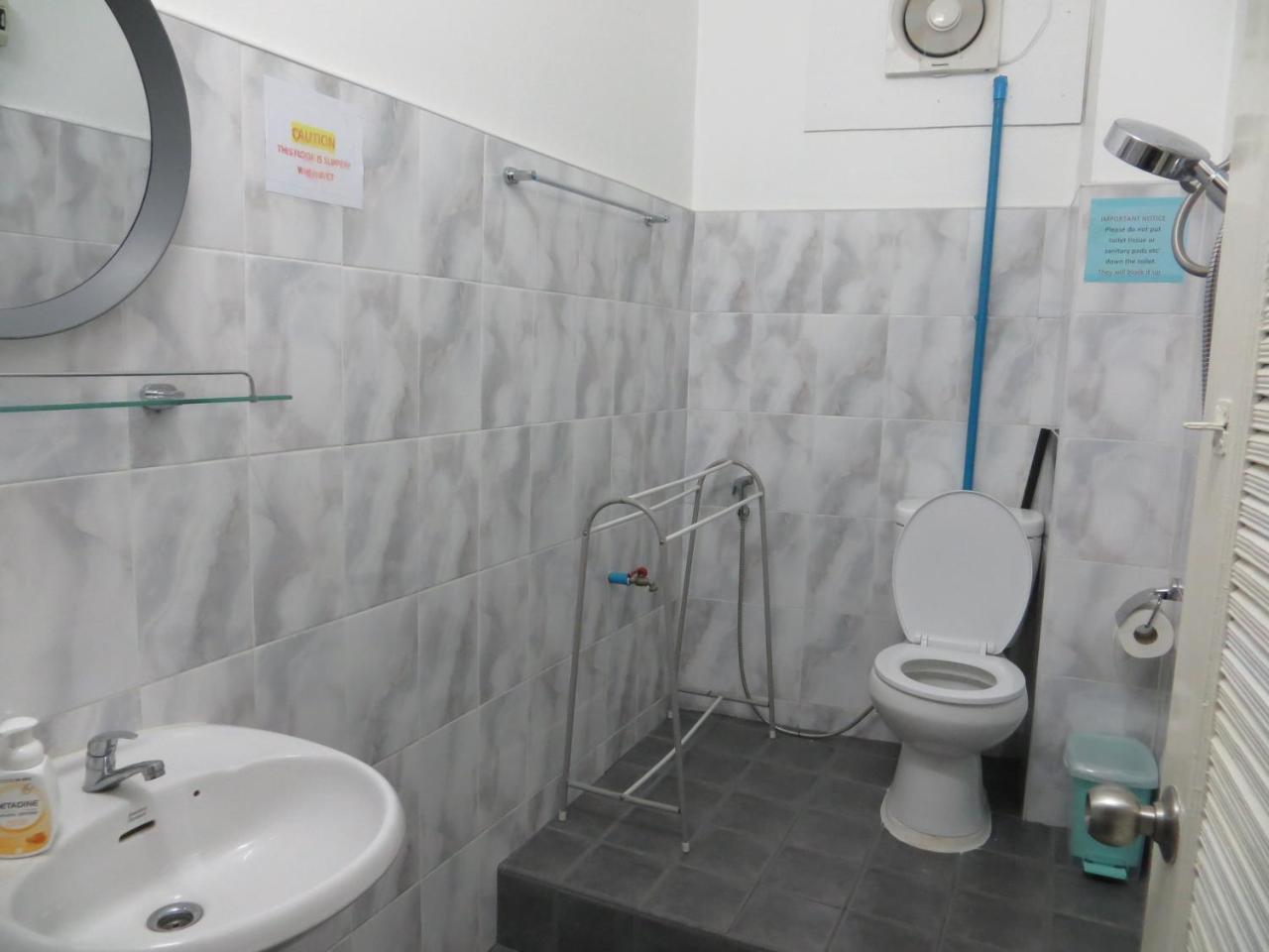 La Maison Verte Hostel Chiang Mai Dış mekan fotoğraf