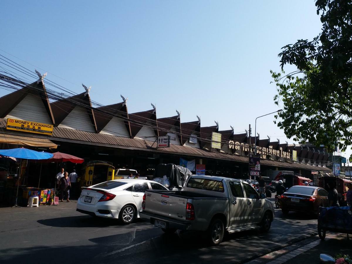 La Maison Verte Hostel Chiang Mai Dış mekan fotoğraf