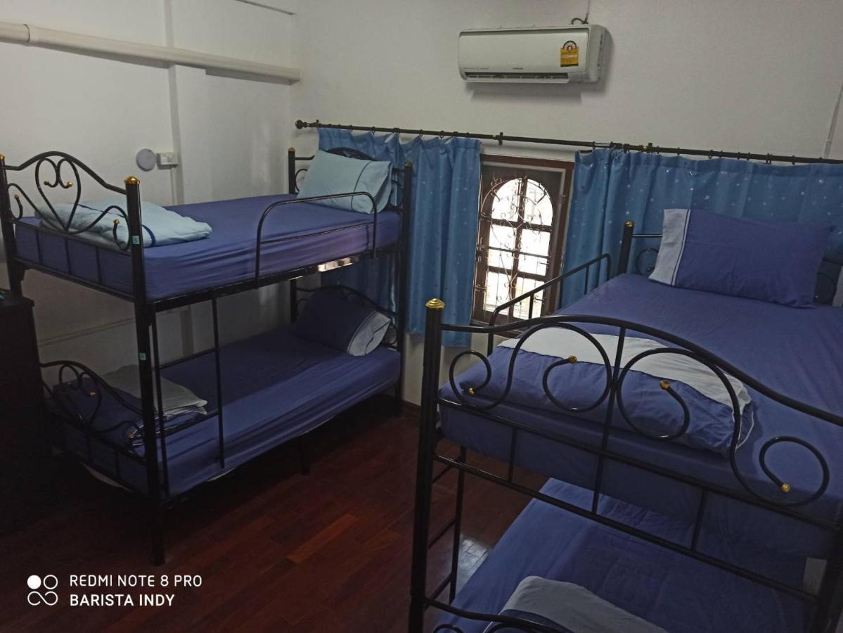 La Maison Verte Hostel Chiang Mai Dış mekan fotoğraf